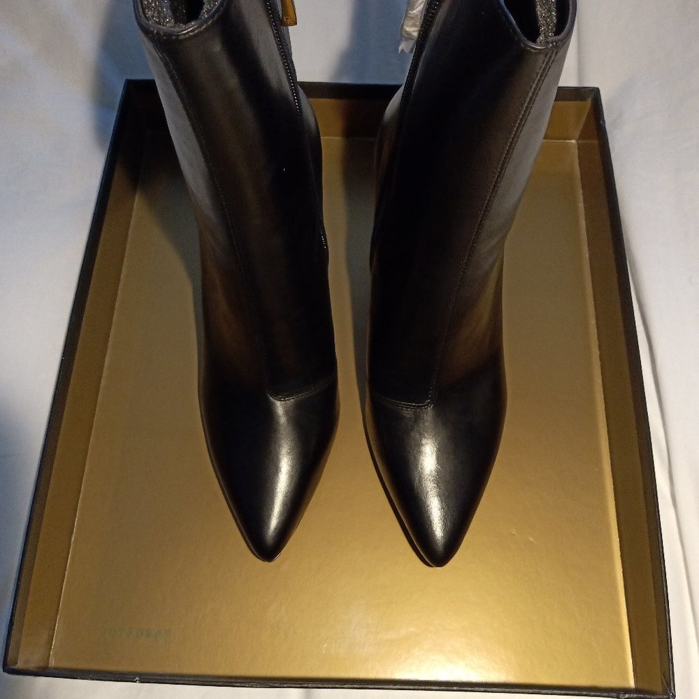 DONNA KARAN Boots